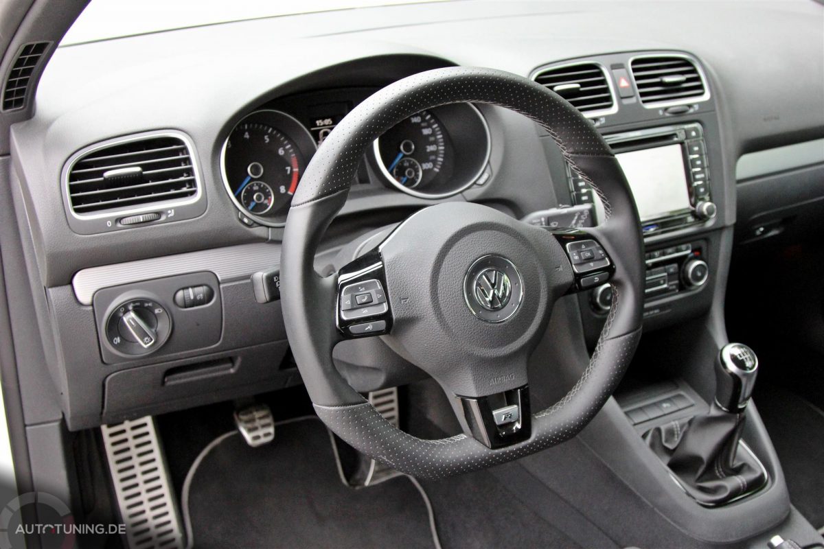 VW Golf VI R – Alltagstaugliche Power mit OEM Plus Paket