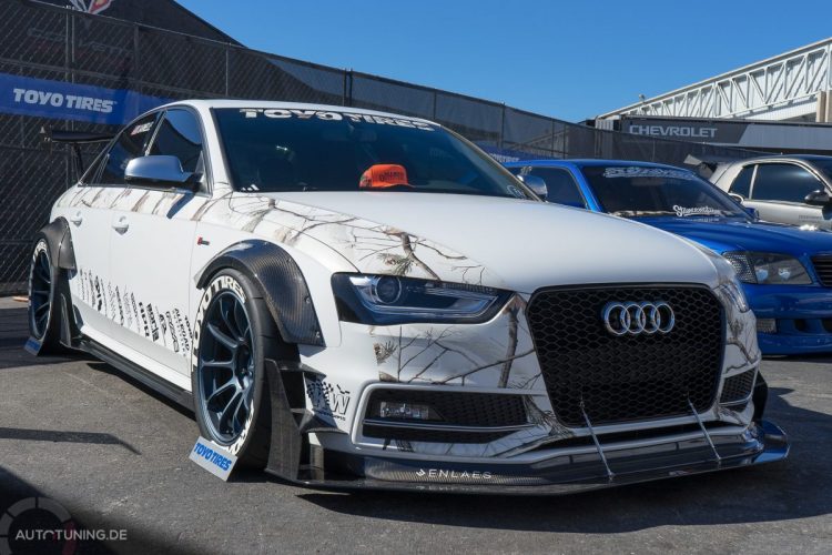 Motorsport pur zeigt dieses Audi RS 4-Fabrikat von ToyoTires