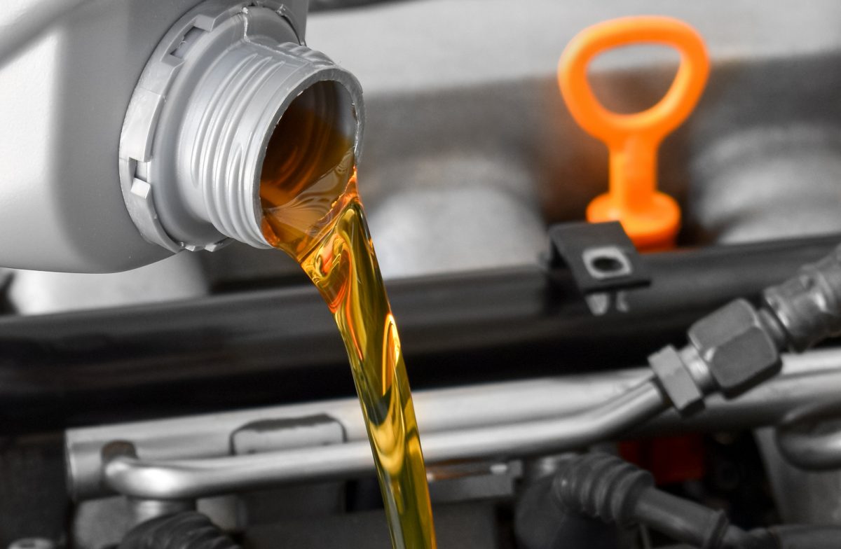 Motoröl kaufen: Was muss beachtet werden?
